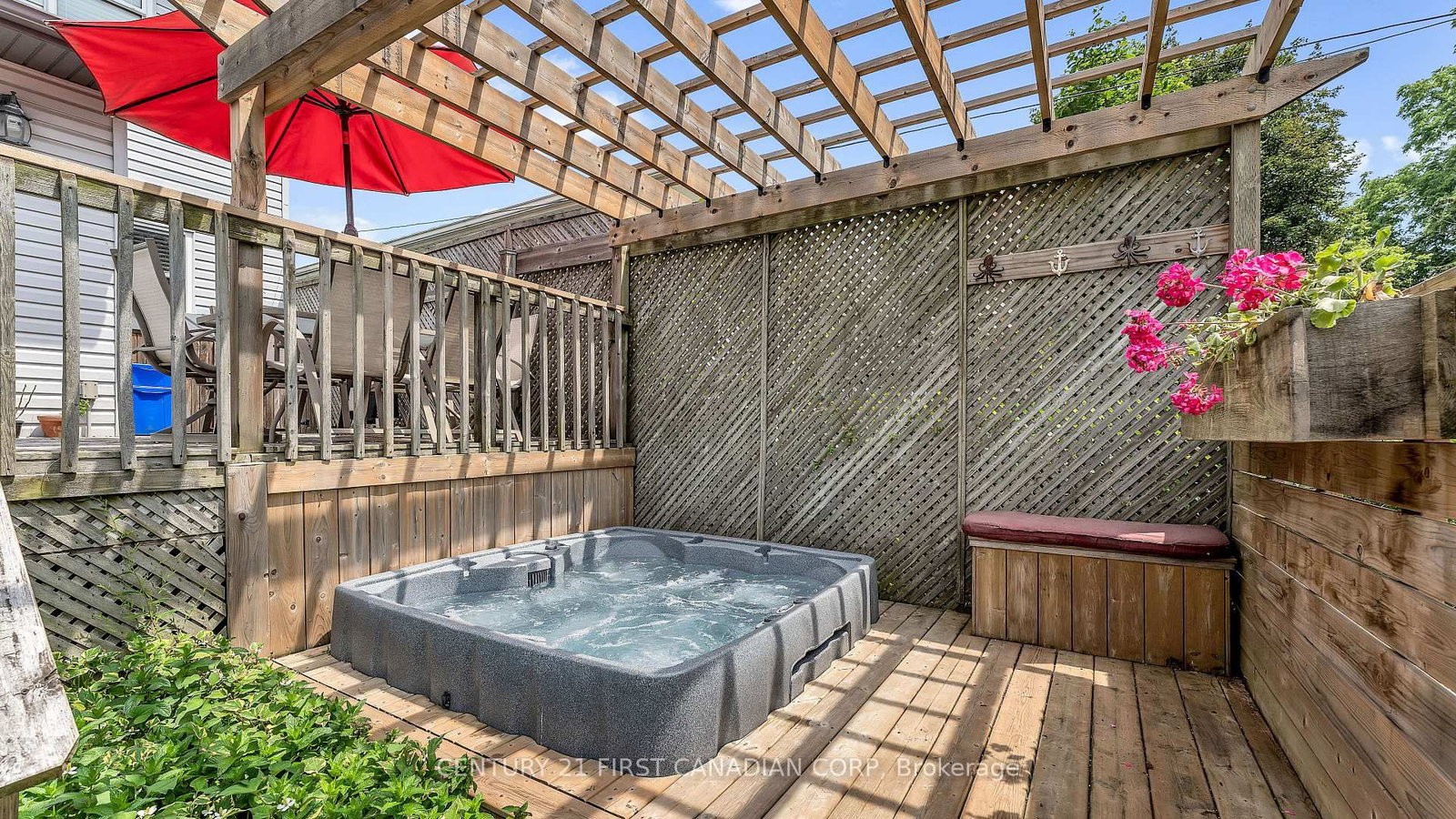 Listing Image 15
