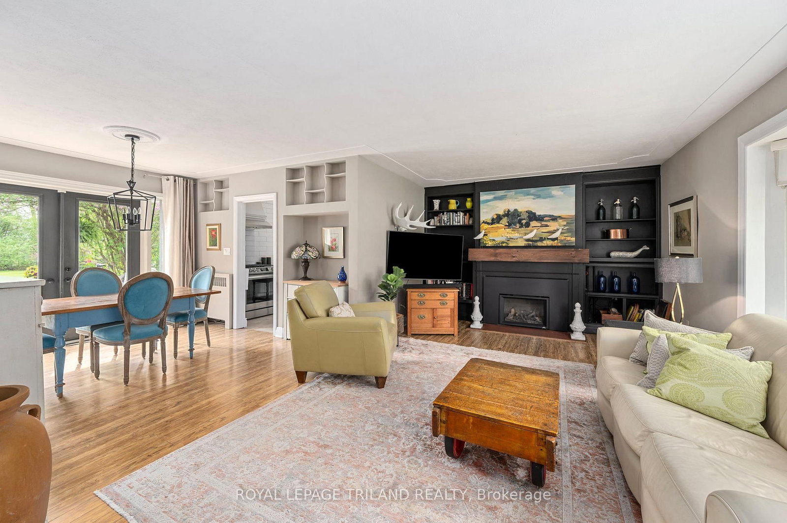 Listing Image 12