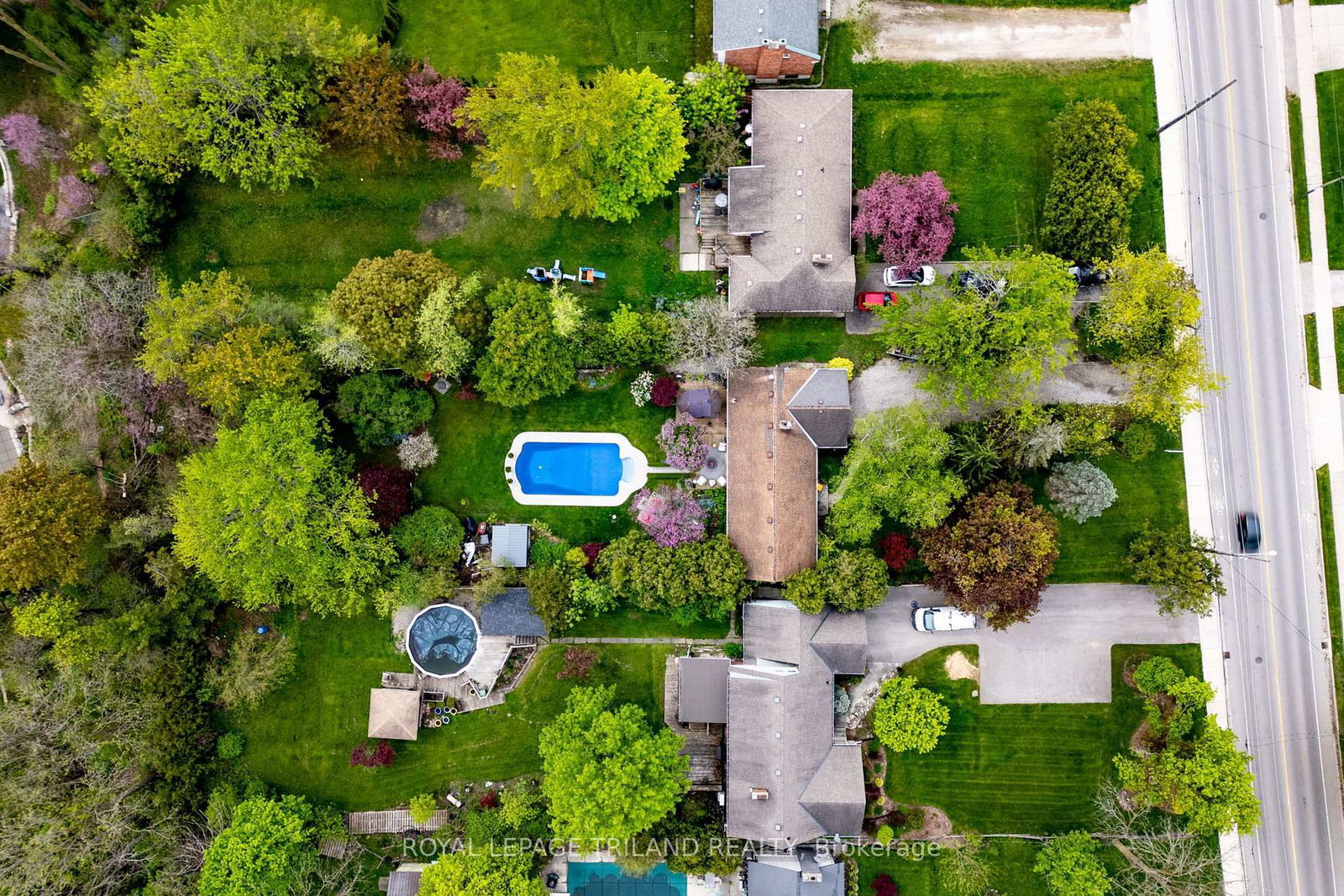 Listing Image 9