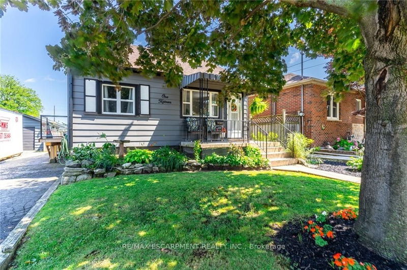 home for sale on 115 Stewartdale Avenue