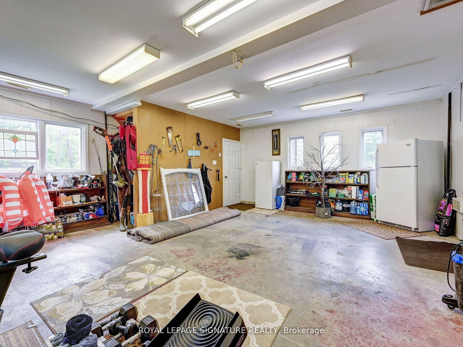 Listing Image 33