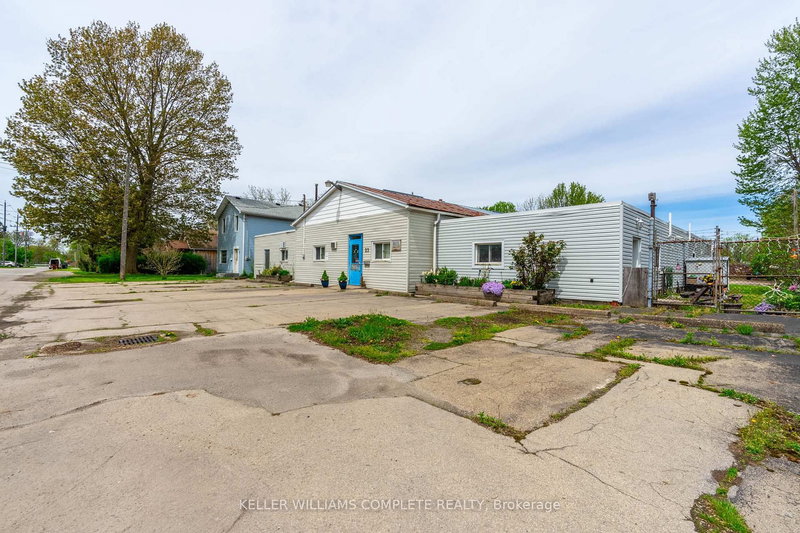 23 Amelia St, Port Colborne, L3K 2K8 | Image 3