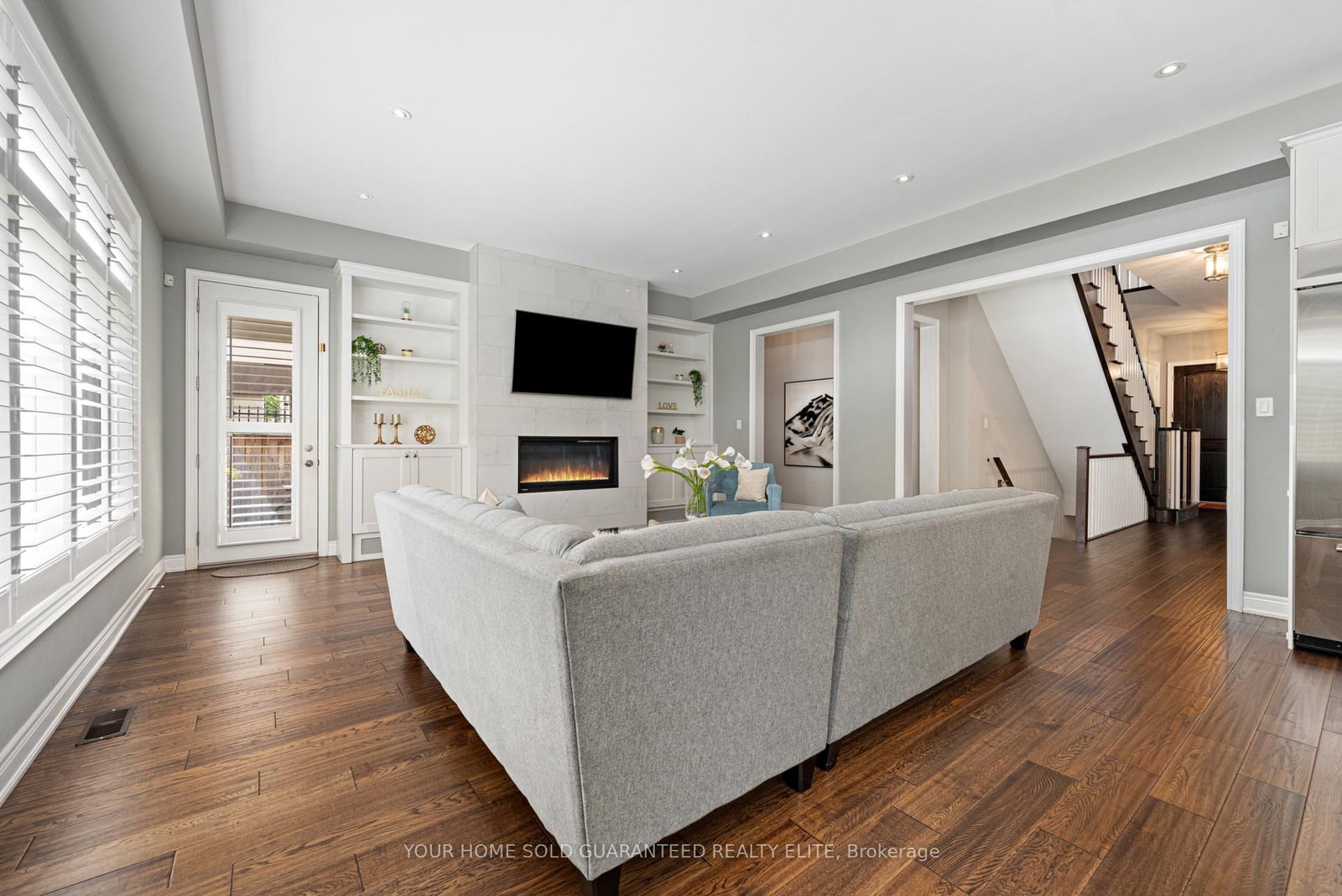 Listing Image 7