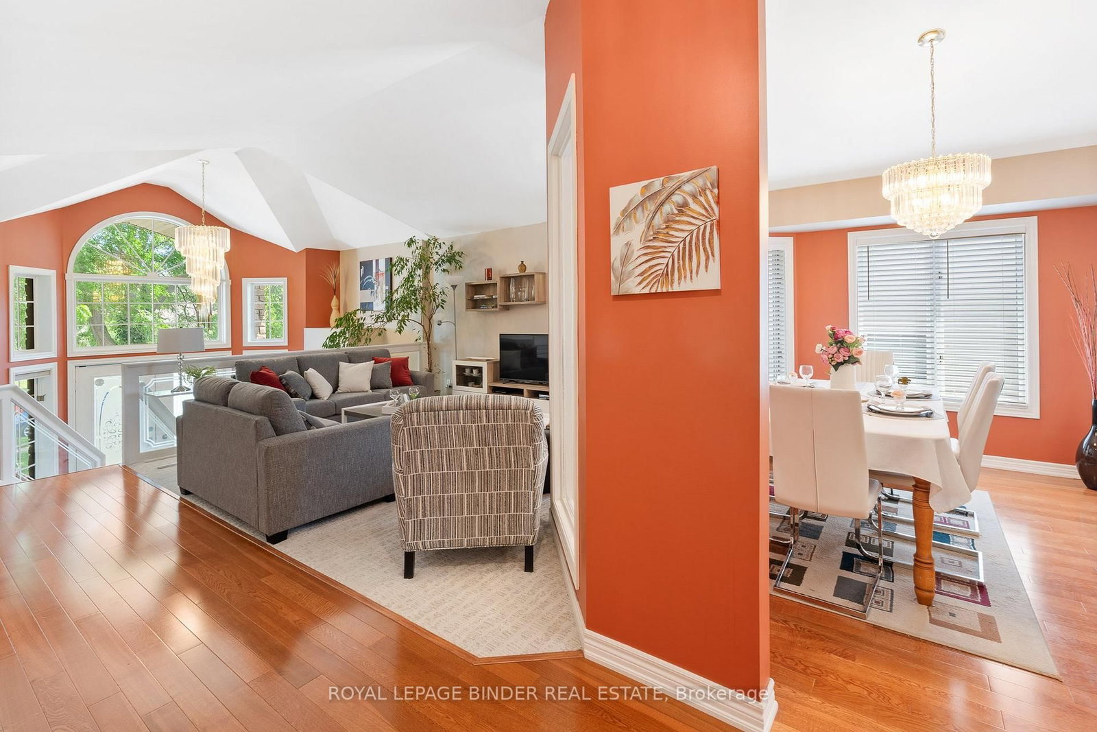 Listing Image 7