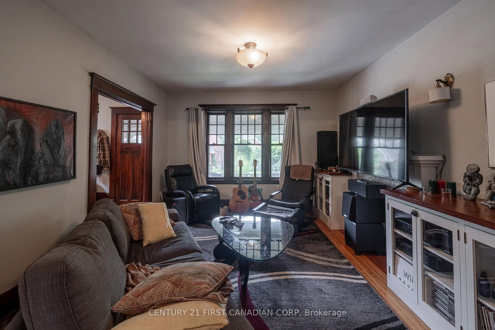 Listing Image 7