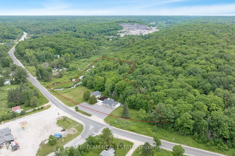 949 Raymond Rd, Muskoka Lakes, P0B 1M0 | Image 2