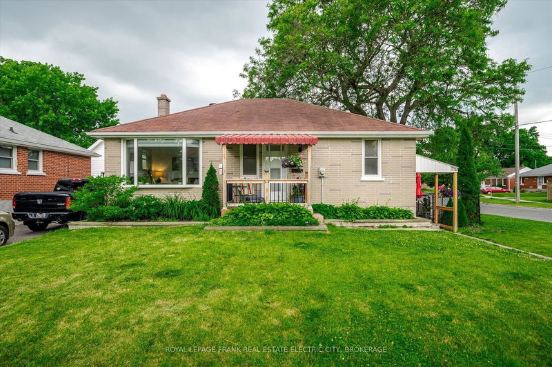 home for sale on 683 Bellaire Street