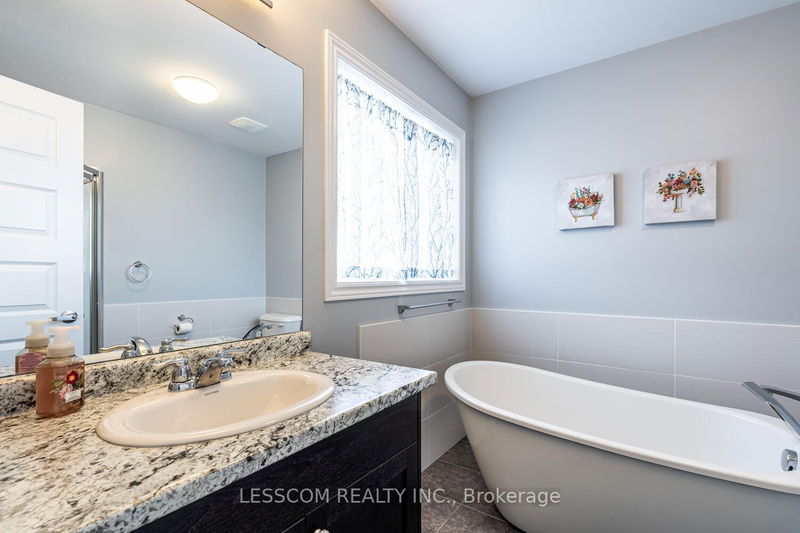 1815 Brown Dr  London, N6G 5B4 | Image 17