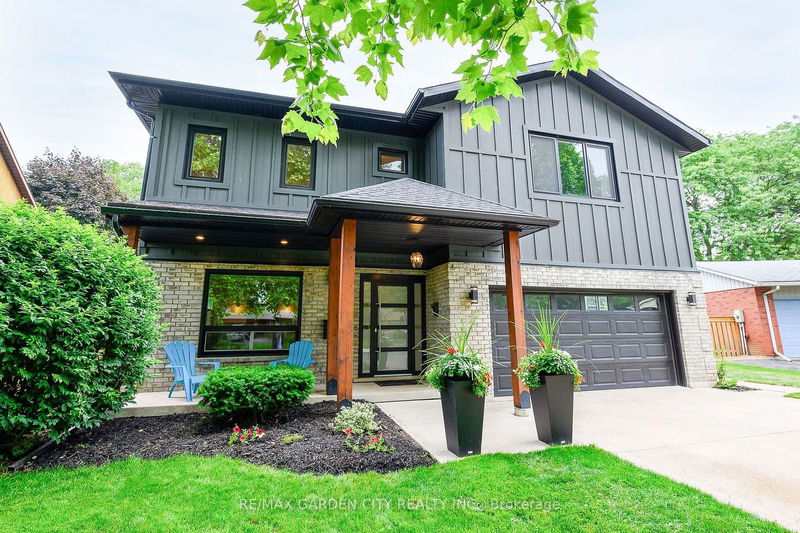 home for sale on 40 DRIFTWOOD Court
