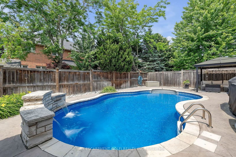 16 Gristmill Pl  Hamilton, L9G 5C9 | Image 35