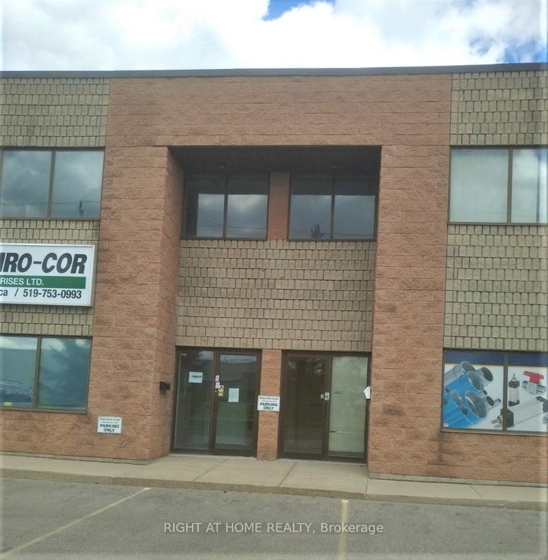 3,4,7,8 - 62 Plant Farm Blvd, Brantford, N3S 7W3 | Image 2