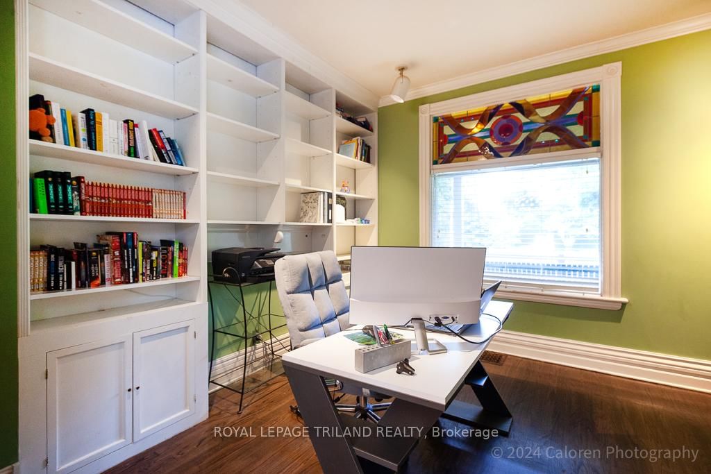 Listing Image 7