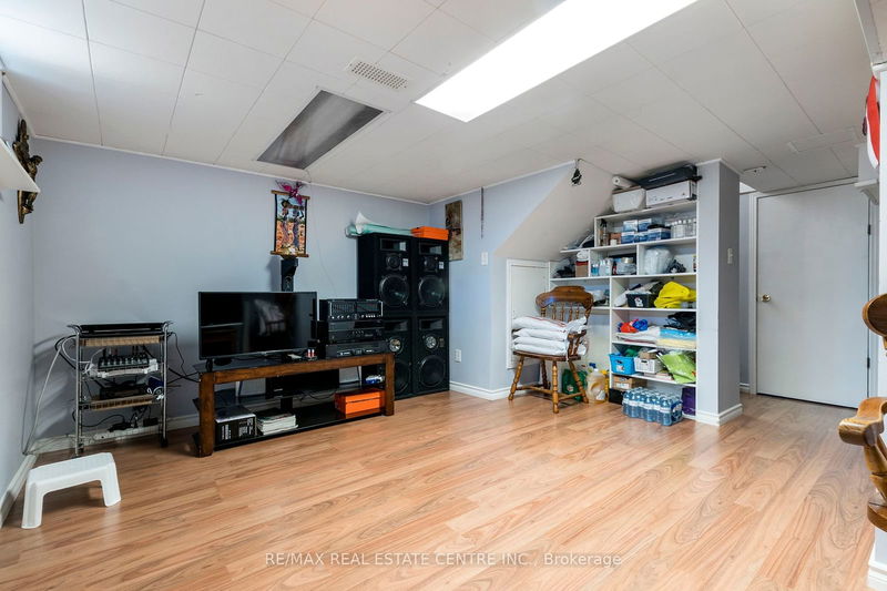 204 Parkdale Ave S Hamilton, L8K 3P6 | Image 23