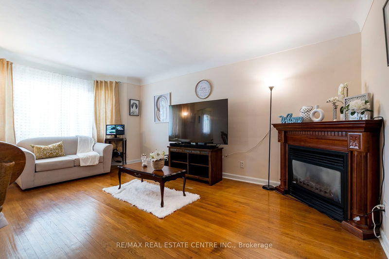 204 Parkdale Ave S Hamilton, L8K 3P6 | Image 9