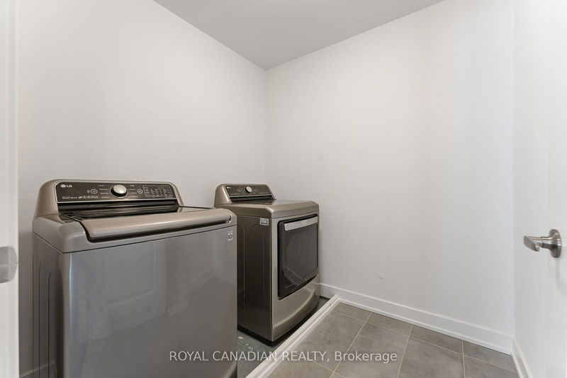 92 Big Dipper St  Ottawa, K4M 1B2 | Image 32