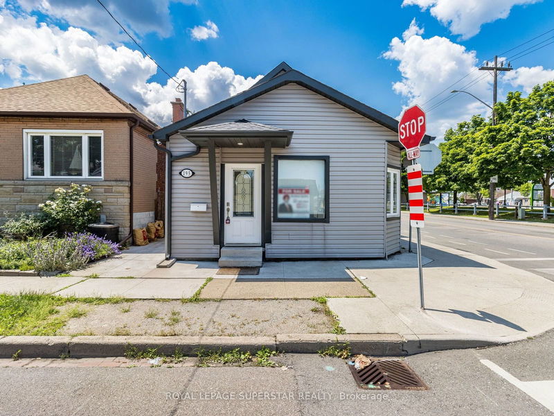 195 Tragina Ave N Hamilton, L8H 5C7 | Image 2