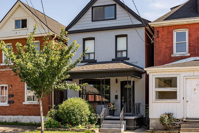 home for sale on 5 Cluny Avenue