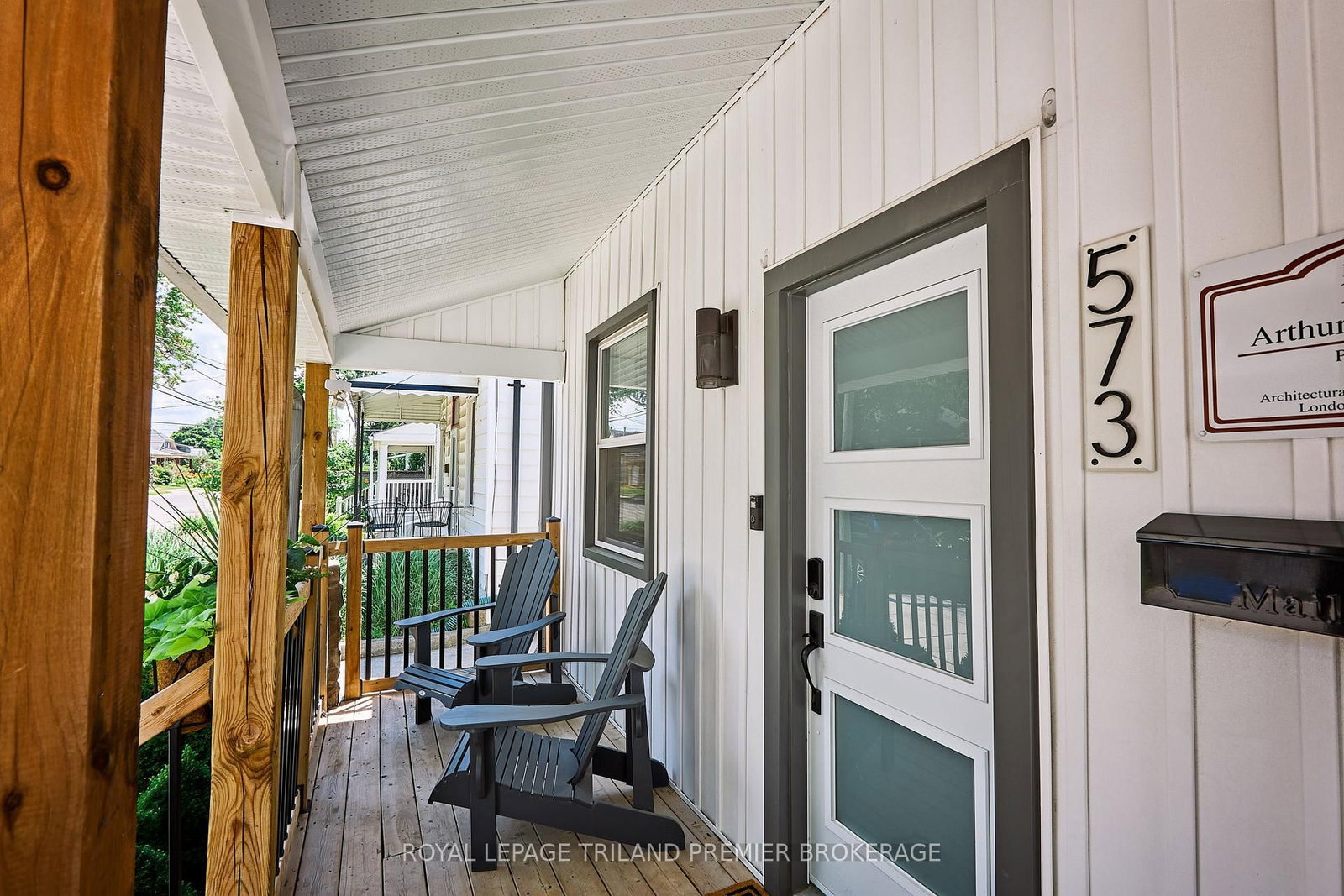 Listing Image 5