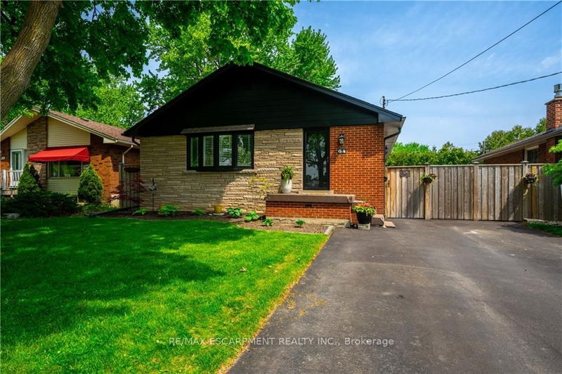 home for sale on 64 Leslie Avenue