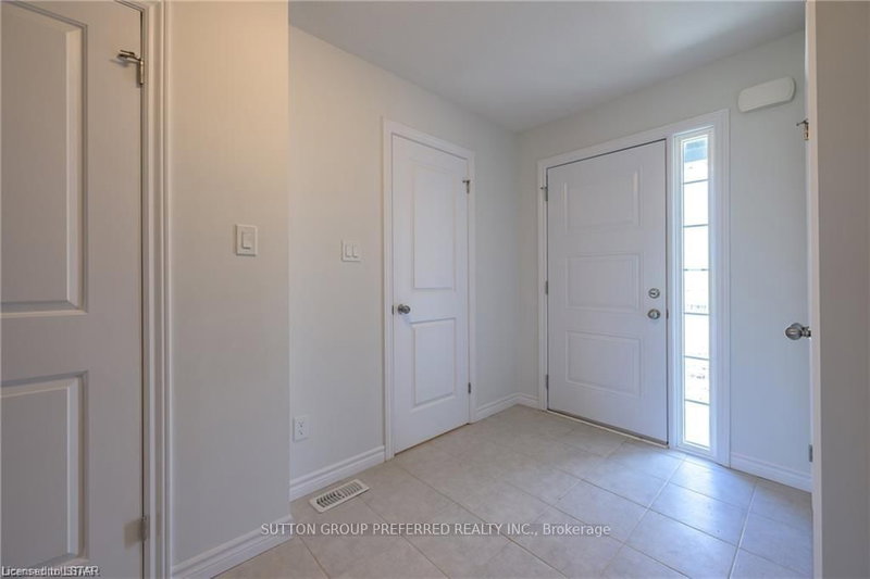 343 KENNINGTON Way, London South, N6L 0H4 | Image 3