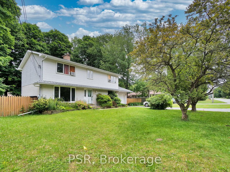 home for sale on 720 Muskoka Beach Road