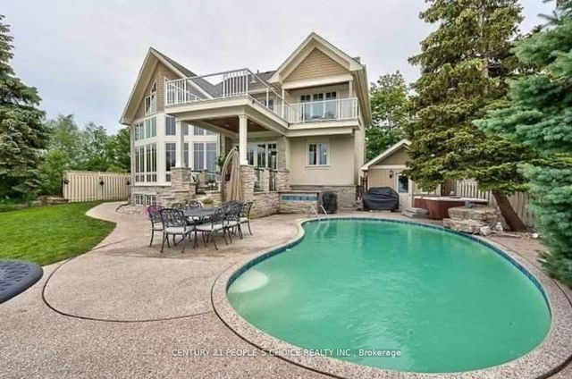 54 Seabreeze Crescent