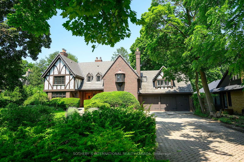home for sale on 156 John Street W