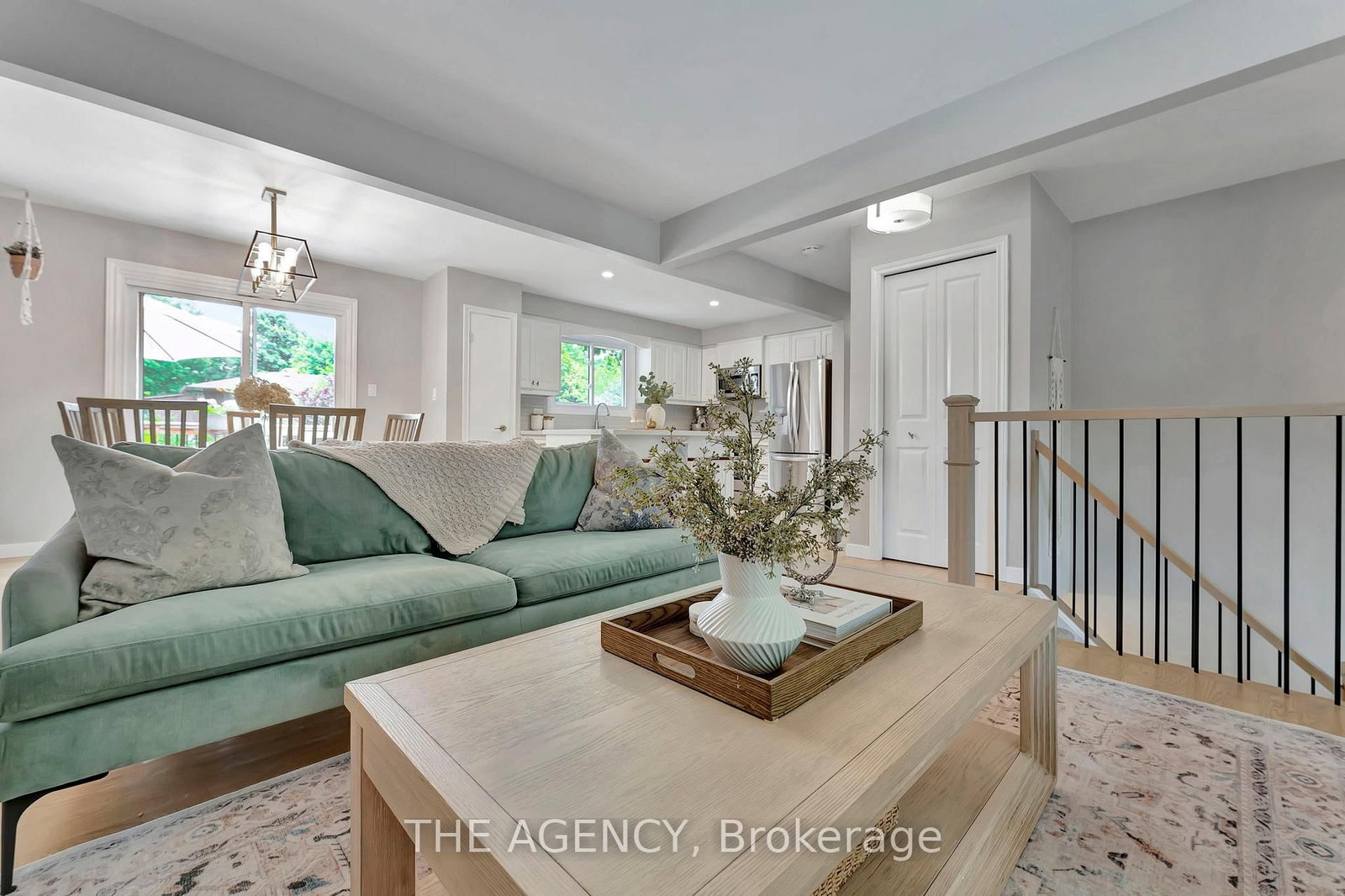 Listing Image 7