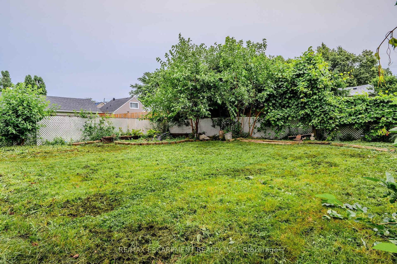 Listing Image 24