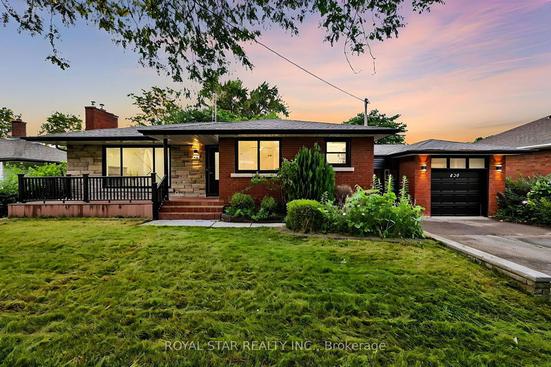 home for sale on 439 Scott Street