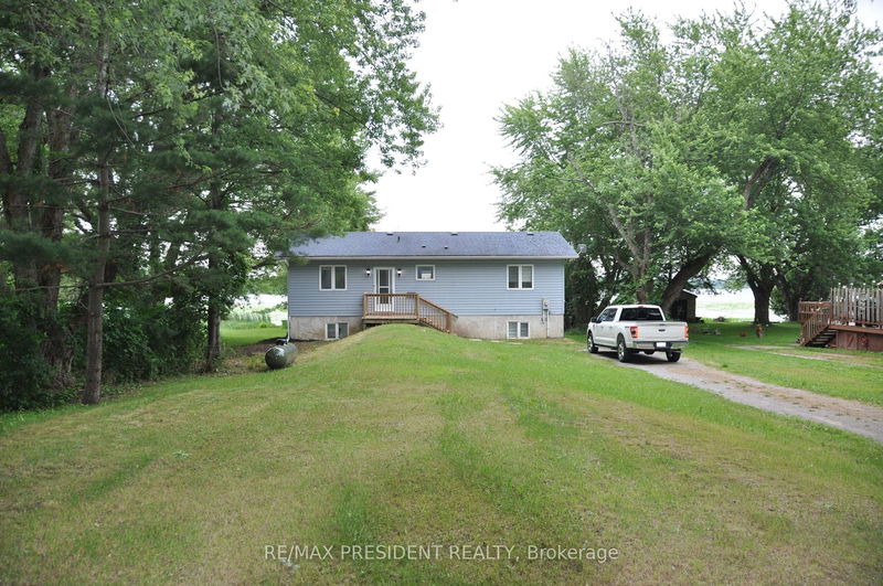 17 Cedar Bay Rd  Kawartha Lakes, L0K 1B0 | Image 1