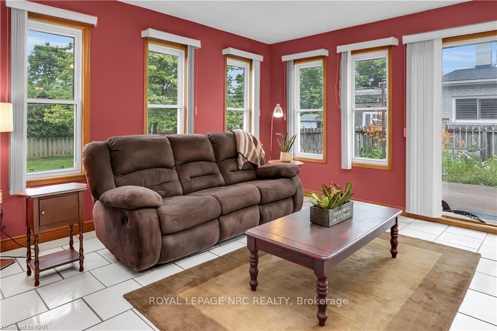 Listing Image 15