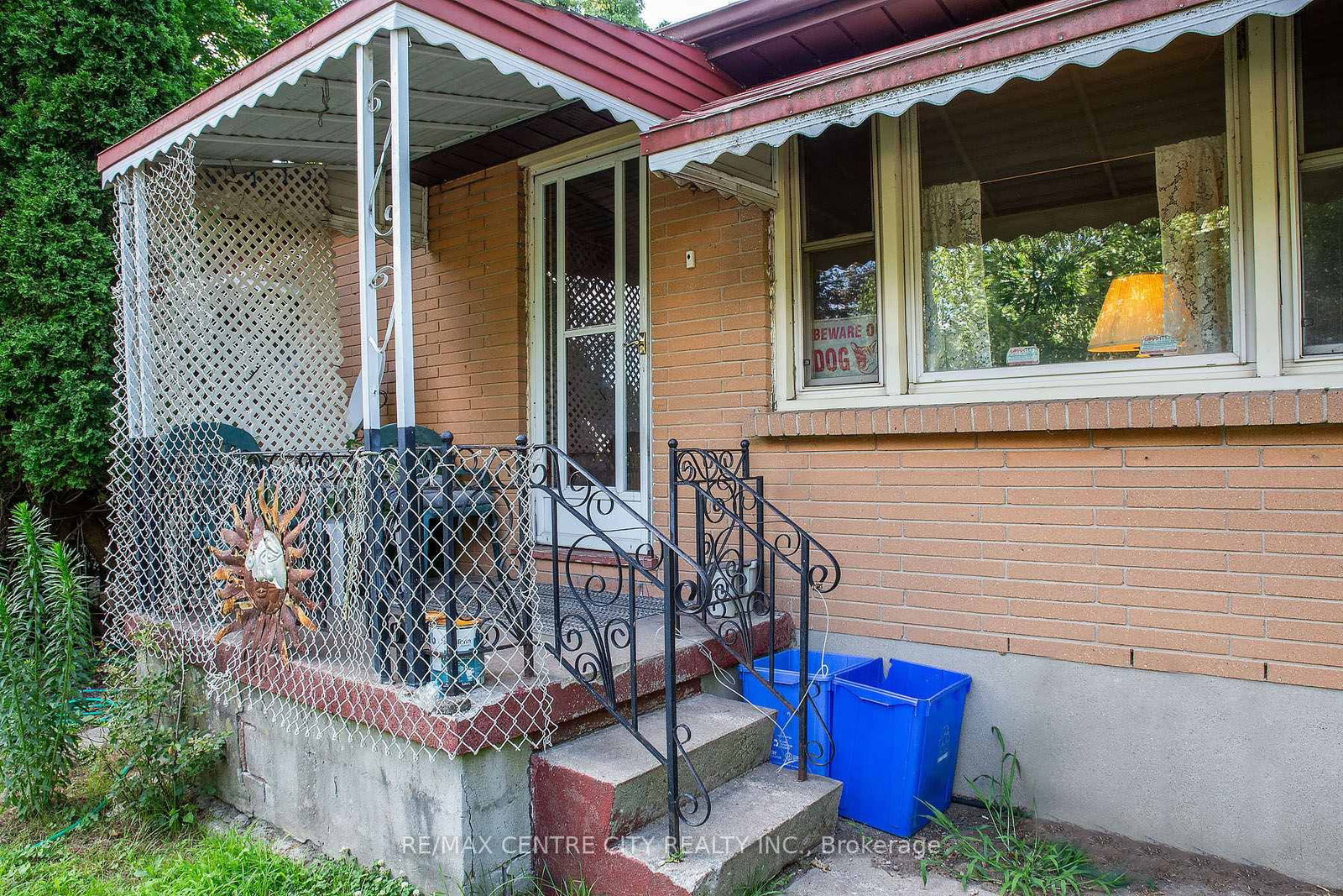 Listing Image 3