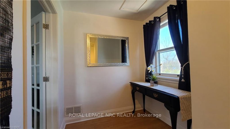 Upper - 5367 KITCHENER St, Niagara Falls, L2G 1B6 | Image 3