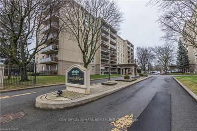 Condo sold at 707-6390 HUGGINS Street, Niagara Falls, 206 - Stamford, L2J 1H1 - MLS: X8492882