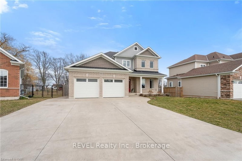 1018 KERBY St, Fort Erie, L2A 4N2 | Image 2