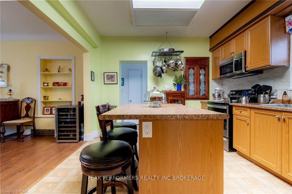Listing Image 16
