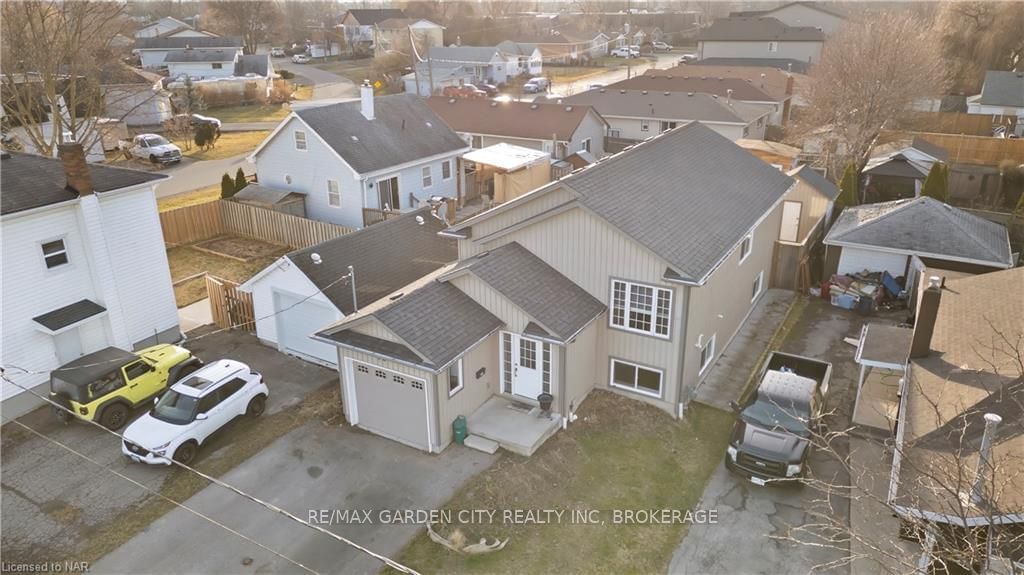 Detached House sold at 36 HILLVIEW Road, St. Catharines, 458 - Western Hill, L2S 1S6 - MLS: X8493142