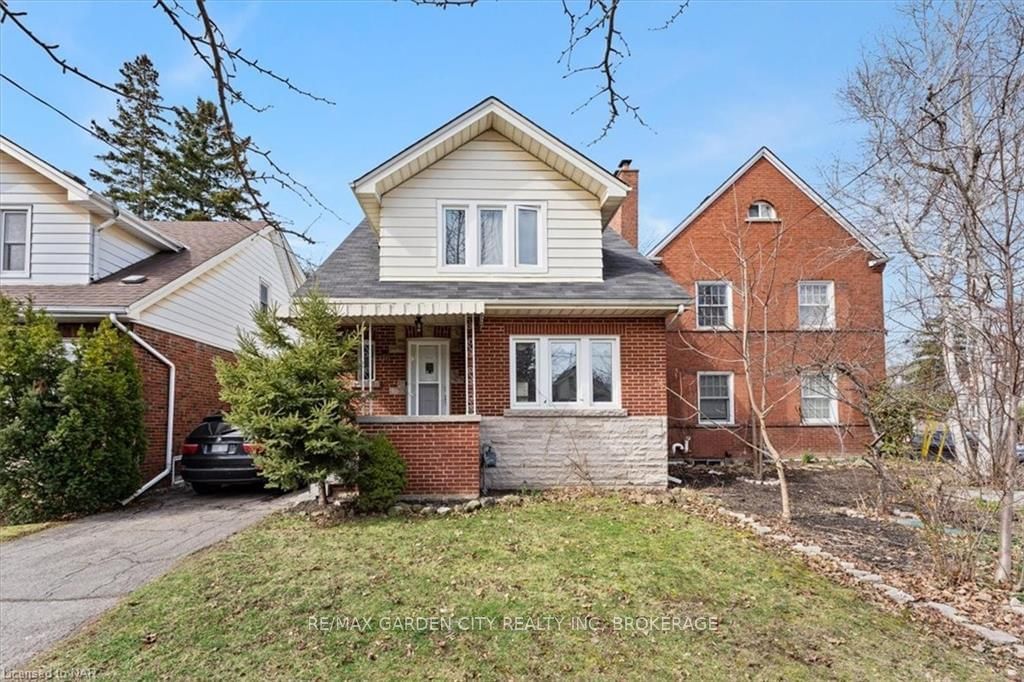 Listing photo 1