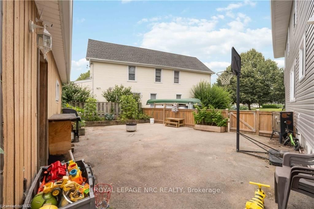 Listing Image 7