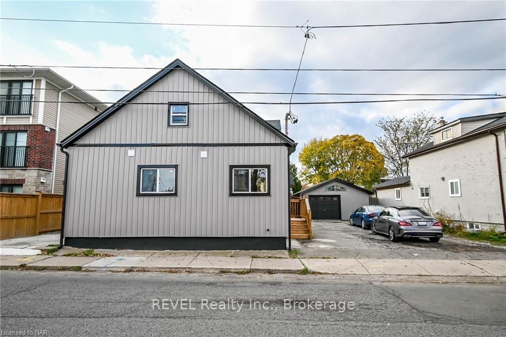 Listing Image 3