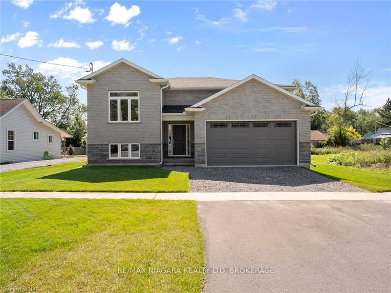 735 DOMINION Rd, Fort Erie, L2A 1G9 | Image 2