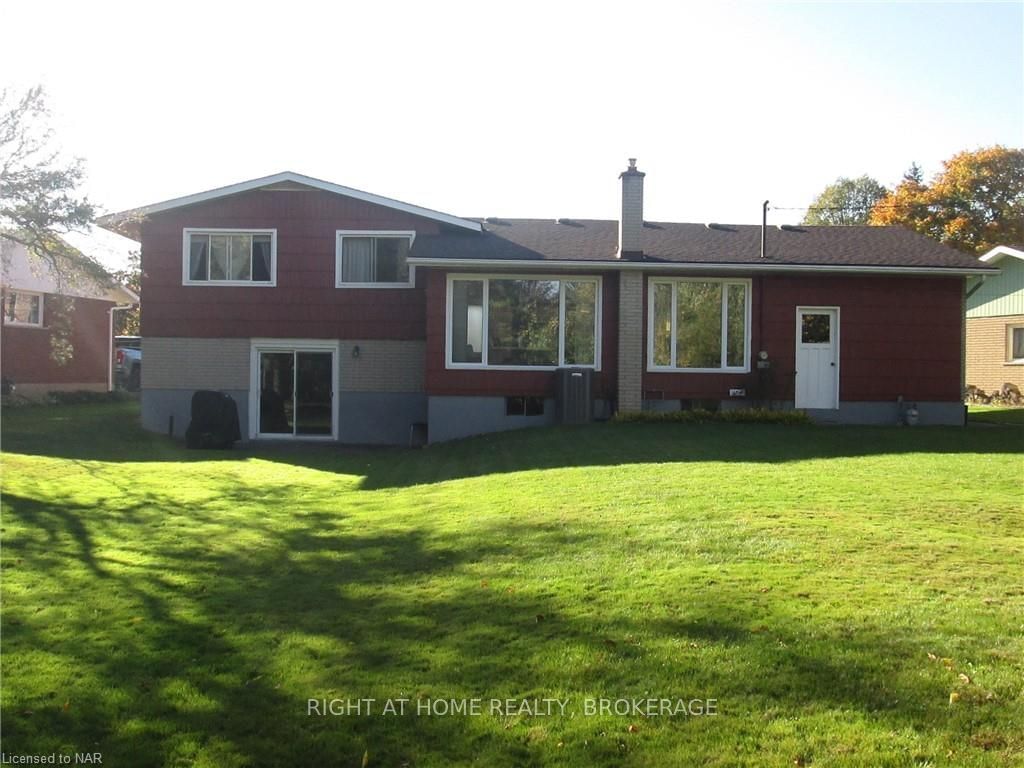 Listing Image 4