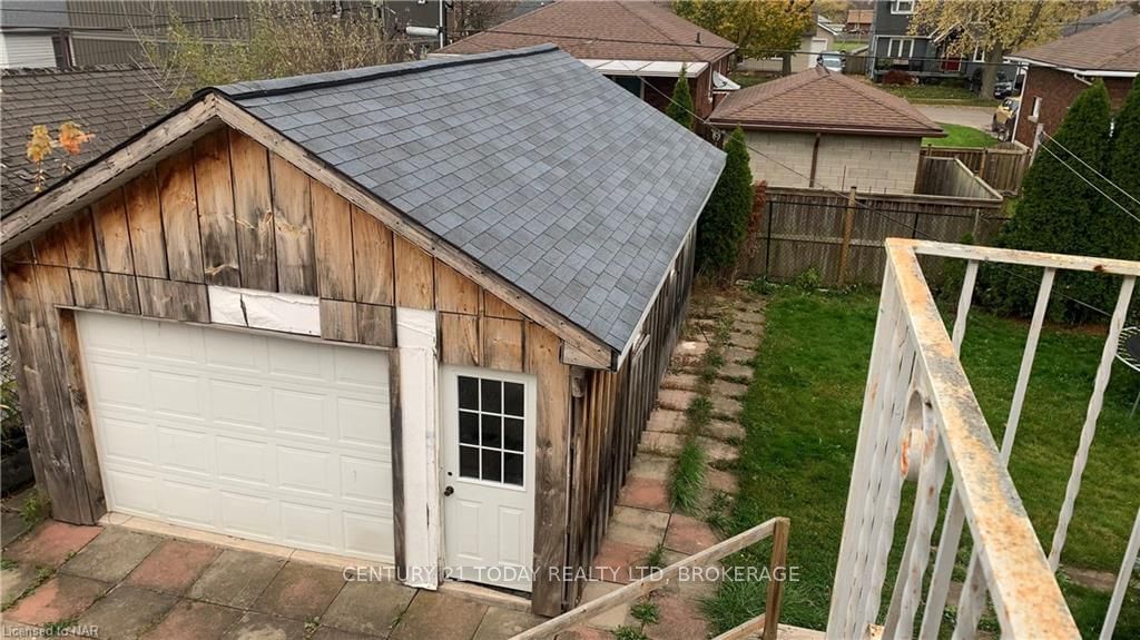 Listing Image 7