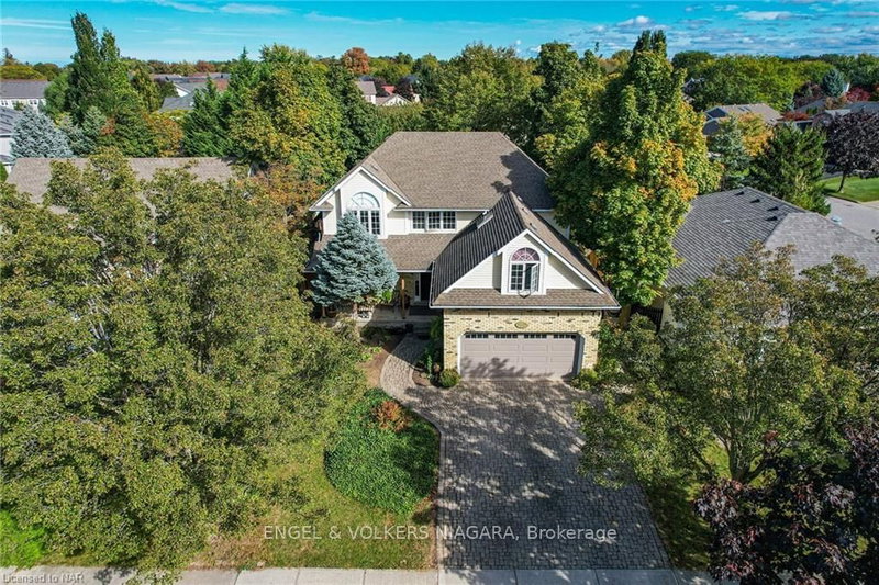 624 SIMCOE St, Niagara-on-the-Lake, L0S 1J0 | Image 2