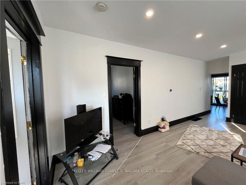Room2