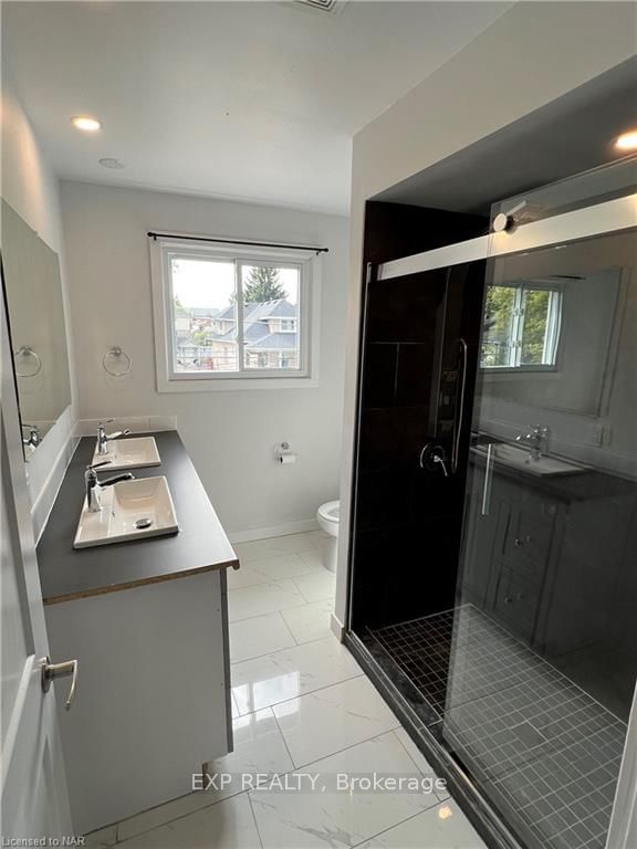 upper - 5749 SUMMER St, Niagara Falls, L2G 1M5 | Image 2