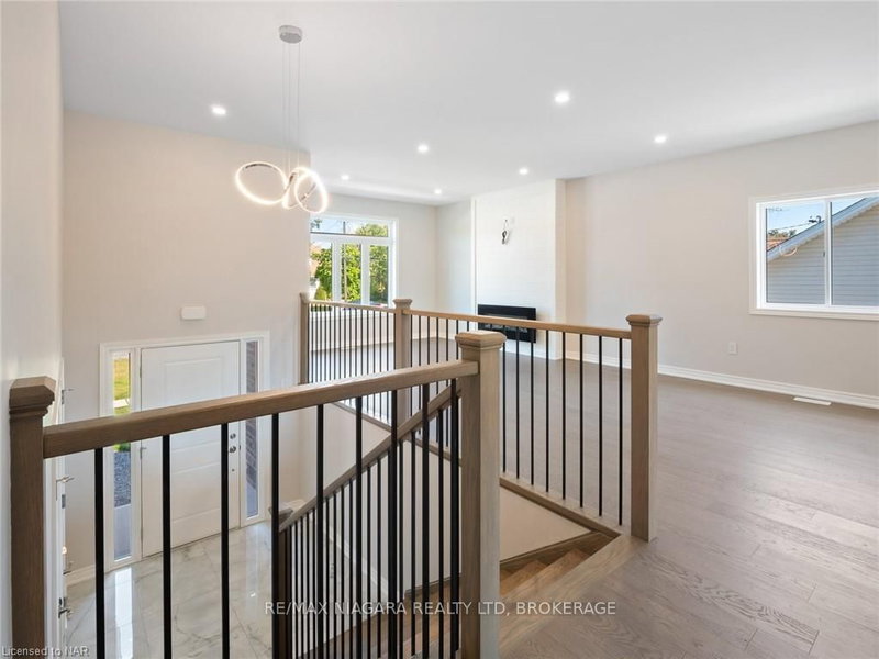 735 DOMINION Rd, Fort Erie, L2A 1G9 | Image 3