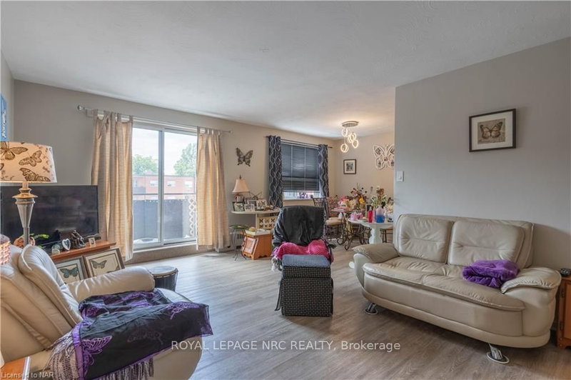 323 - 485 THOROLD Rd, Welland, L3C 3X1 | Image 3