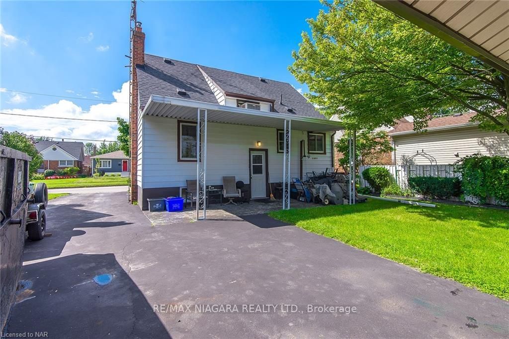 Listing Image 8